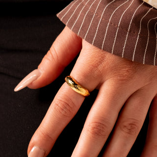 Olympia Band Ring 18k gold sculptural band ring styled with Ivory & Pearls Collection pearl ring
